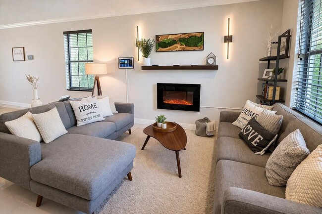 Building Photo - 131 Cameron Ct