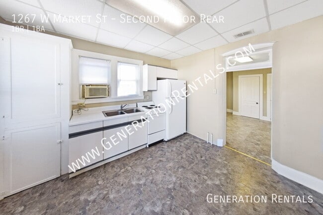 Foto del edificio - 1267 W Market St
