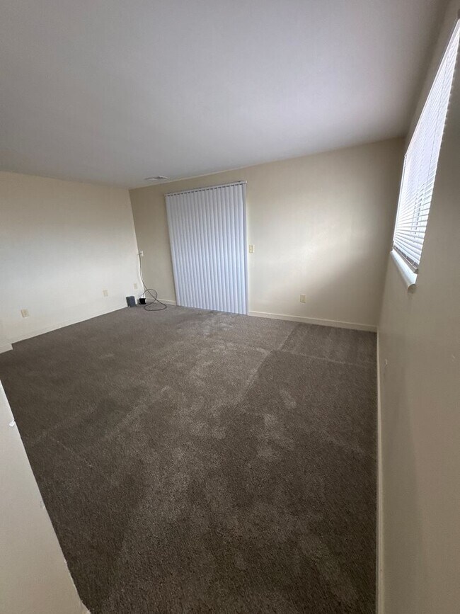 Foto del edificio - 568 E 250 N