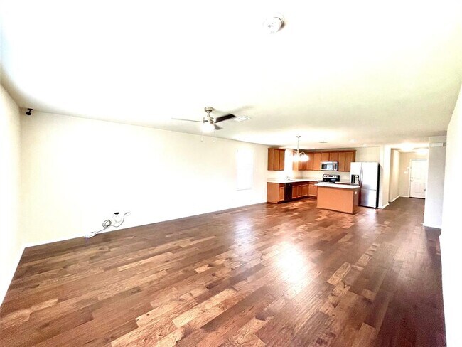 Foto del edificio - 1000 Rivers Creek Ln