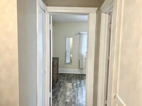Bedroom and Bathroom - 514 Walnut Ave