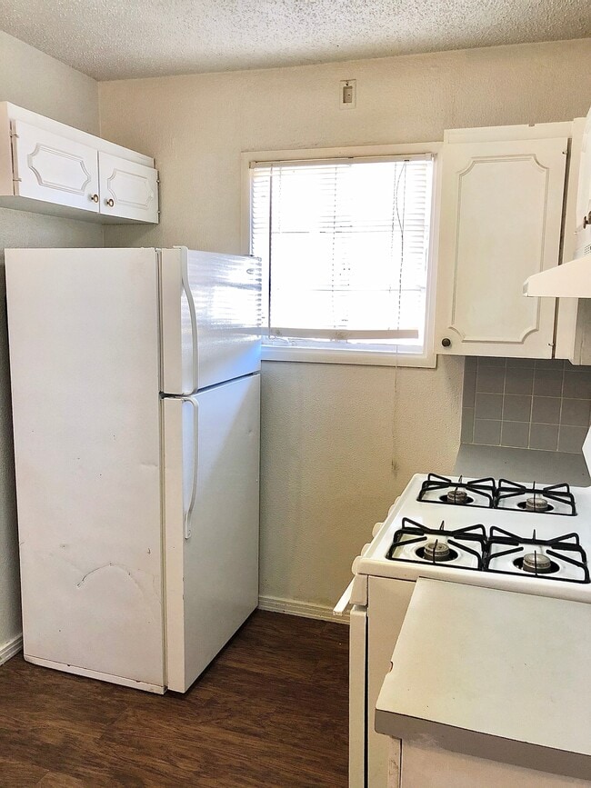 Building Photo - 3707 26th St