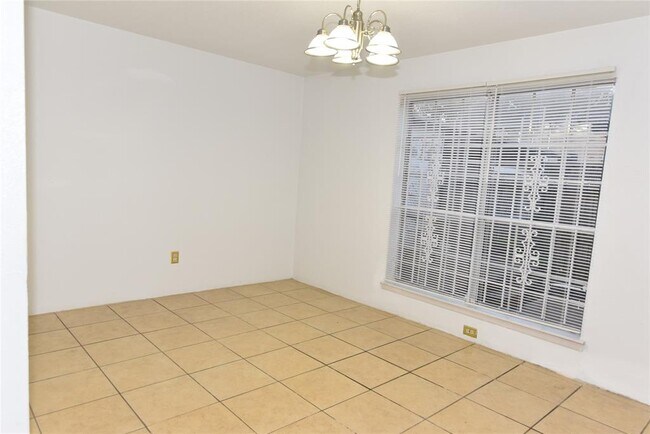 Foto del edificio - 4034 Belle Park Dr