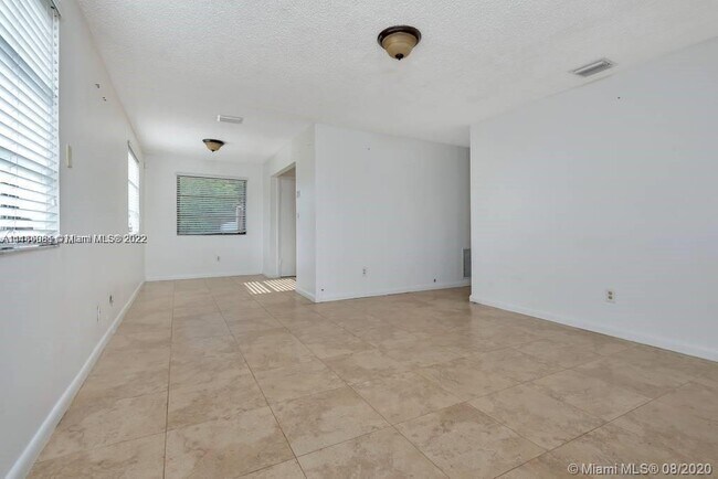Foto del edificio - 11860 SW 180th St