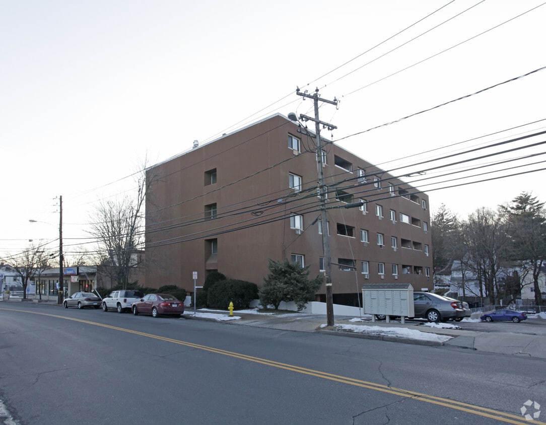 Springdale Apartments Apartments in Stamford, CT