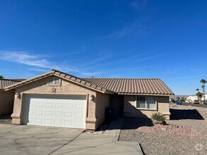 Building Photo - 111 Cypress Dr