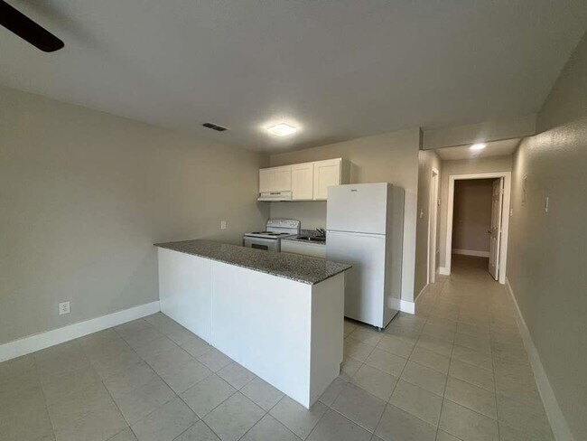 Foto del edificio - 1303 Philadelphia St