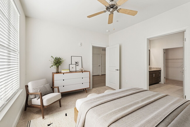 Interior Photo - 5th Street Place