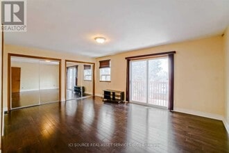 Building Photo - 2609 Kingston Rd