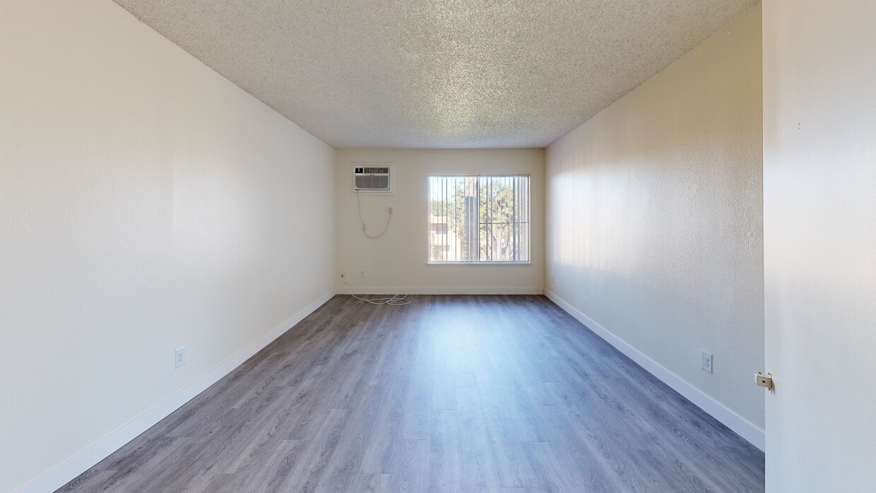 Photo - Springbrook Park Apartments