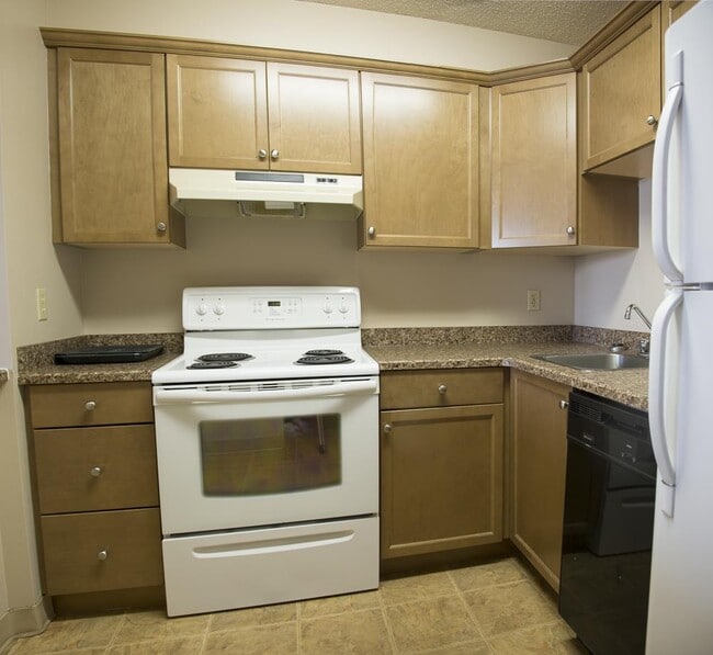Building Photo - 0 Bed 0 Bath Unit in Calgary, AB