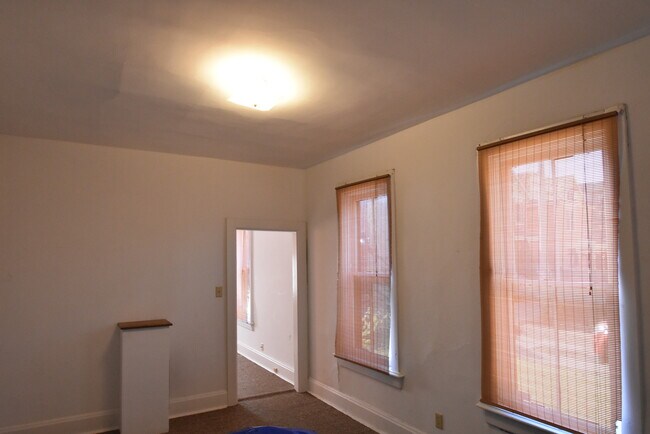 Building Photo - 56 E Prescott St