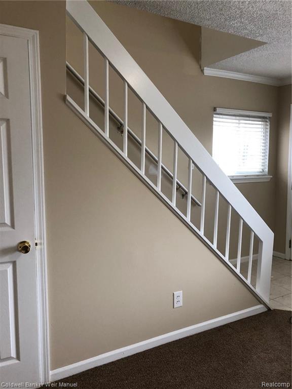 Building Photo - 27345 Palmer St