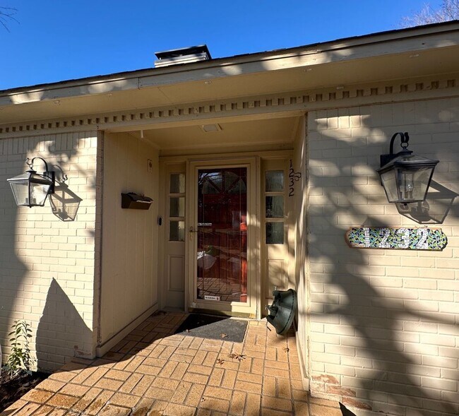 Foto del edificio - Wonderful home for rent in Richardson!