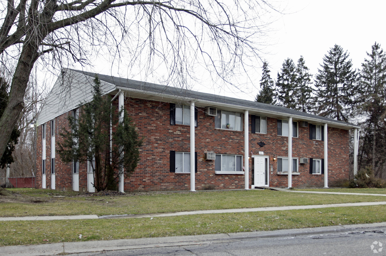 Primary Photo - 1621 Brooke Park Dr
