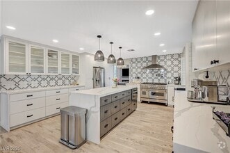 Building Photo - 246 Windsong Dr