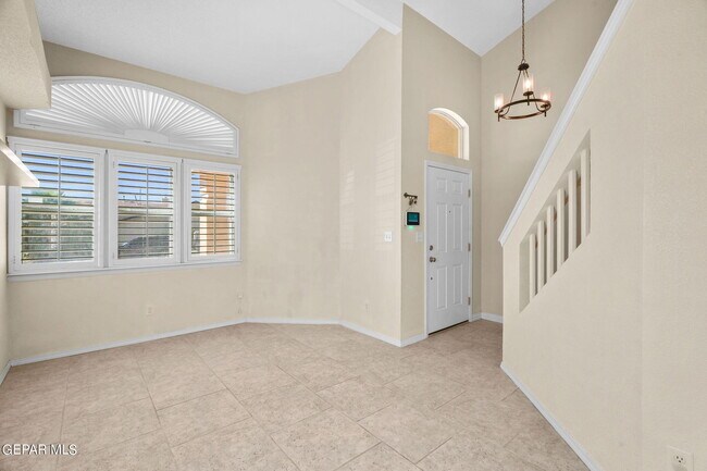 Building Photo - 1524 Cherokee Ridge Drive