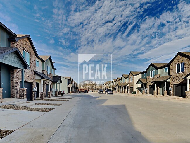 Building Photo - Get $1500 OFF Your Second Month's Rent and...