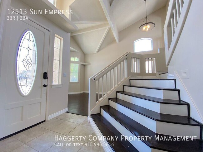 Foto del edificio - East El Paso 3 bed Refrig A/C with Loft an...