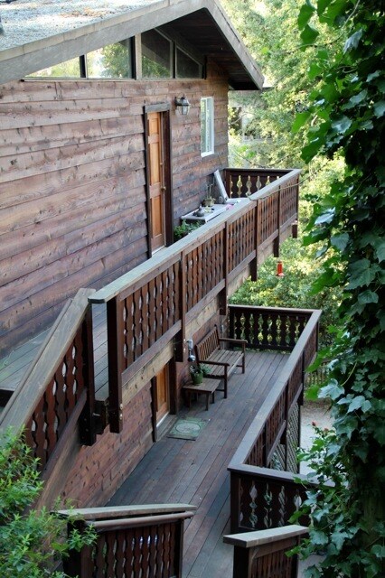 Building Photo - 14 Creek Ln