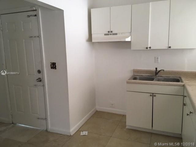 Foto del edificio - 1081 NW 61st St