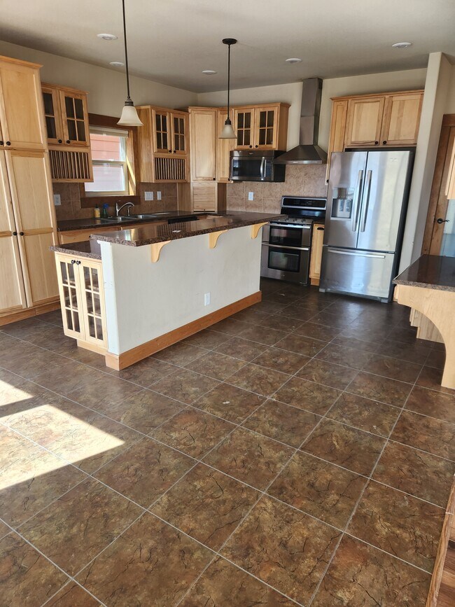 Building Photo - 2199 Road 144 Rd