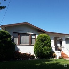 Building Photo - 808 Pomona Ave