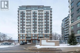 Building Photo - 56-856 Lakeside Ter