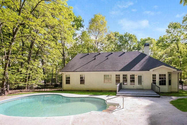 Building Photo - 47 Lakesprings Dr