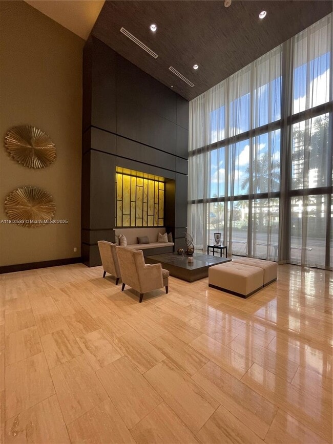 Foto del edificio - 5252 NW 85th Ave