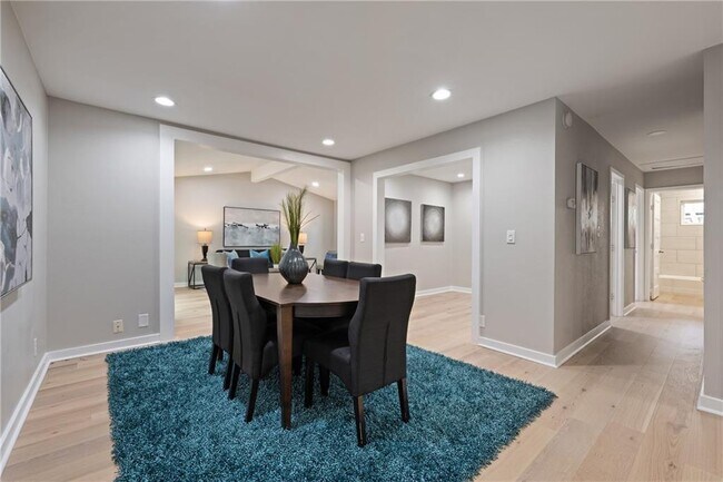 Foto del edificio - 2810 Brinwood Ave