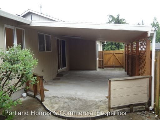 Building Photo - 3 br, 2 bath House - 4313 SE Naegeli Ct.