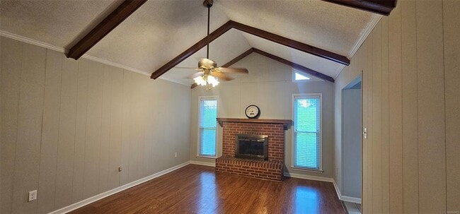 Building Photo - 842 Loder St