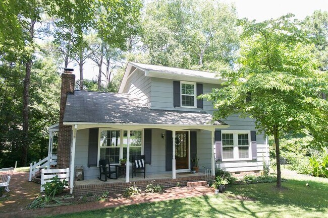 Foto del edificio - 808 Buckle Ct