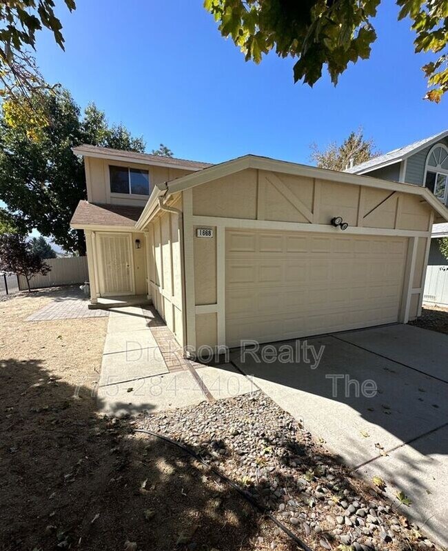 Building Photo - 1668 Round Mountain Cir