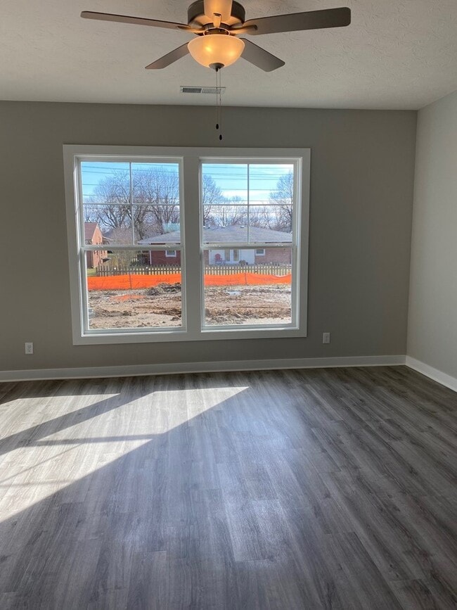 Building Photo - 2150 Skaggs Ct
