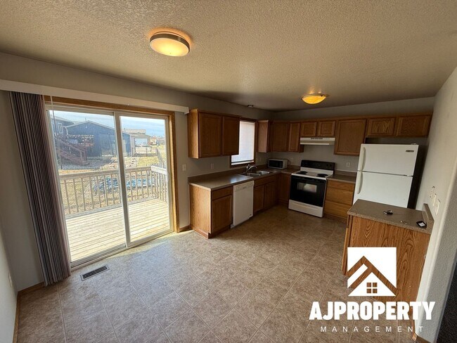 Foto del edificio - 409 Cottonwood Dr