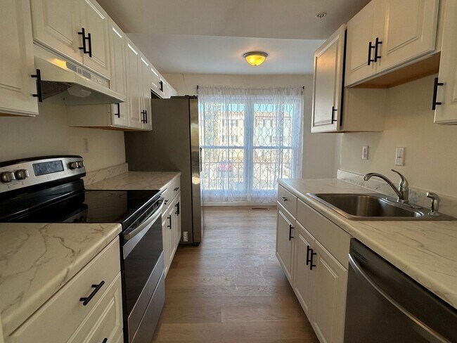 Foto del edificio - 216 Whitherspoon Ln