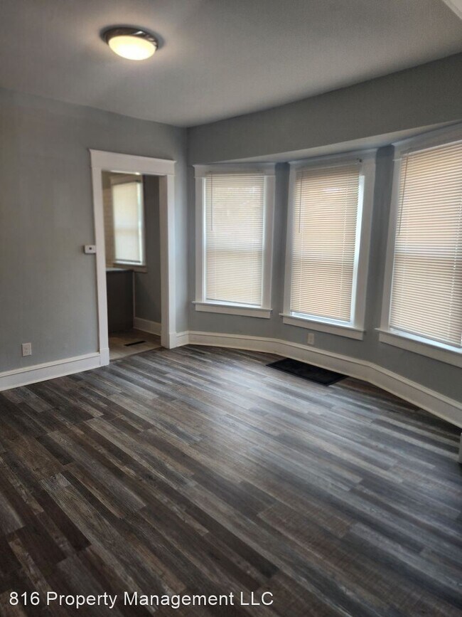 Foto del edificio - 4 br, 1 bath House - 3505 E 34th St