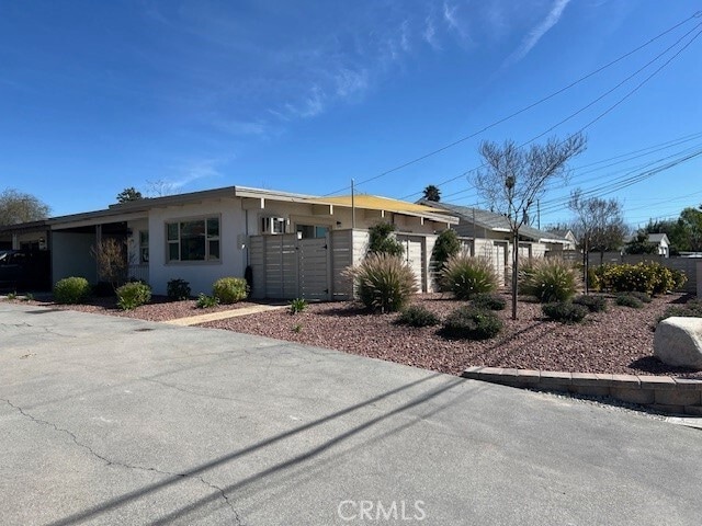Foto del edificio - 1342 Opal Ave
