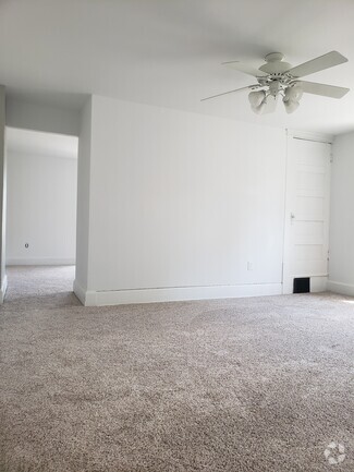 Building Photo - 255 Elmwood Ave