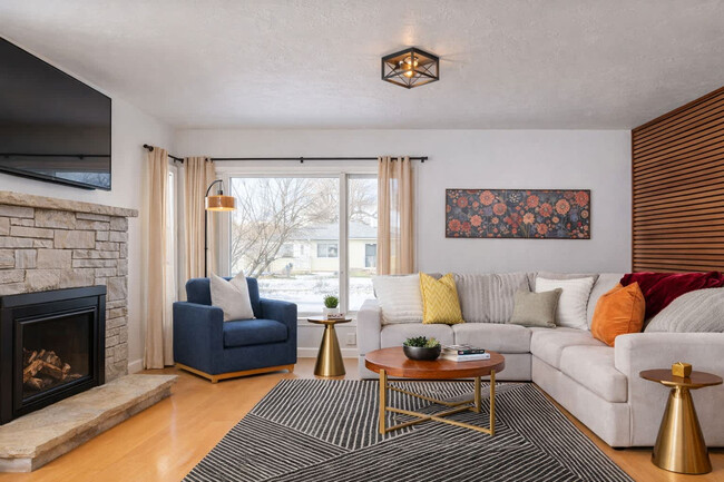 Building Photo - 85 N Reserve Ave