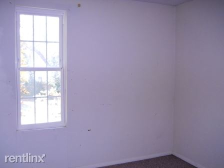 Foto del edificio - 3 br, 1 bath House - 912 E Dale St