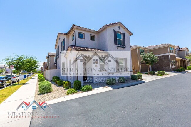 Foto del edificio - 9907 E Tahoe Ave