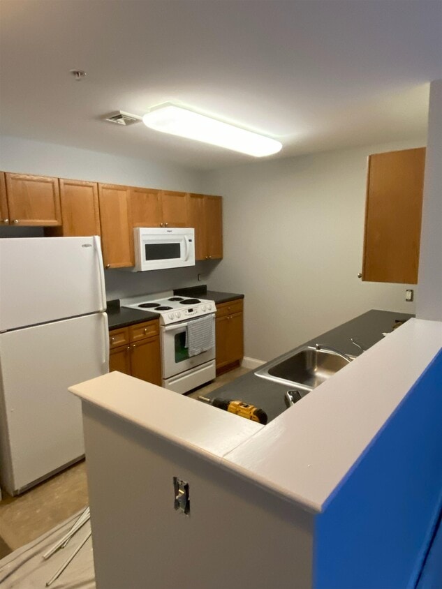 Foto del edificio - 122 Coliseum Ave