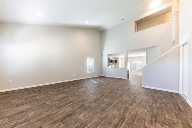 Building Photo - 1432 Maier Dr