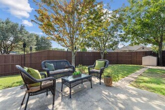 Building Photo - 6005 Parkplace Dr