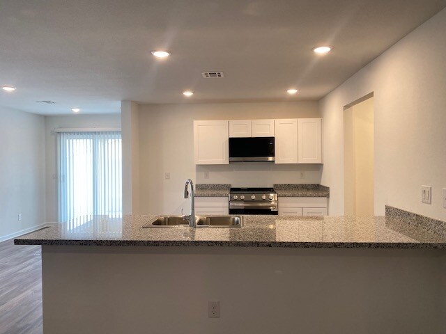 Foto del edificio - 2575 Montano Ridge Dr