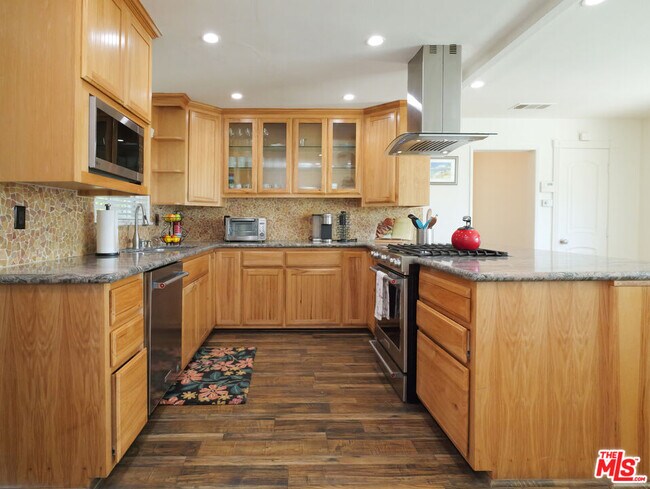 Foto del edificio - 2501 Ralston Ln