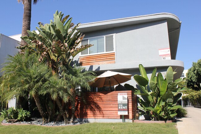 Foto del edificio - 11921 Goshen Ave